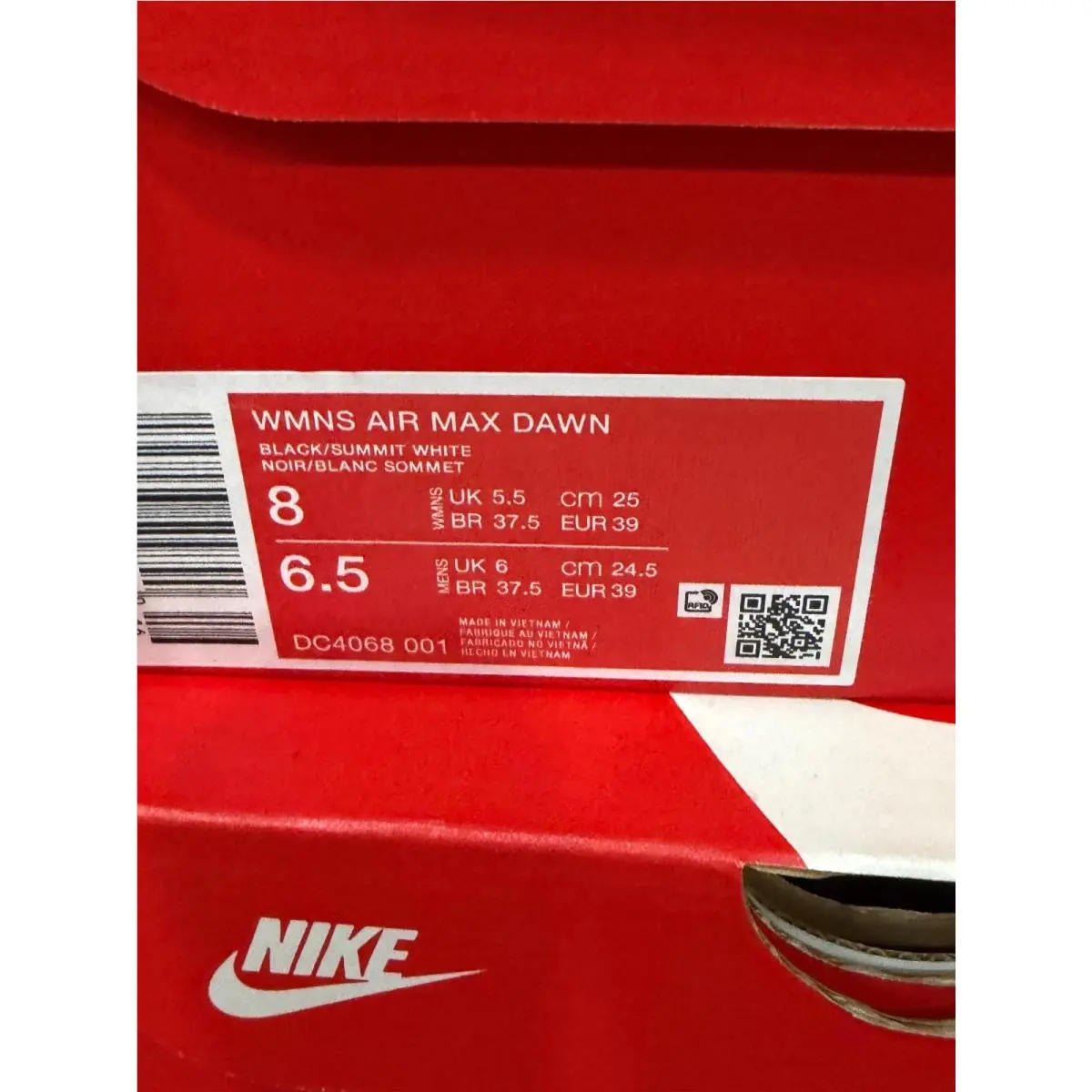 Nike shoes - Black 4