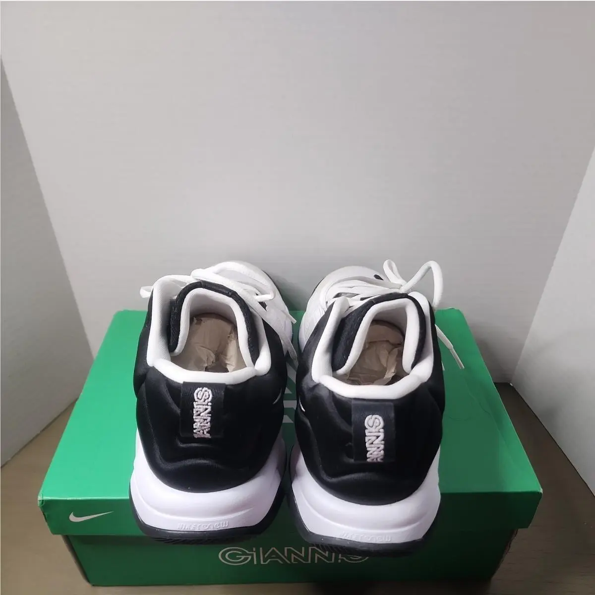 Nike shoes - Nike Giannis Immortality - Giannis Immortality - White 3