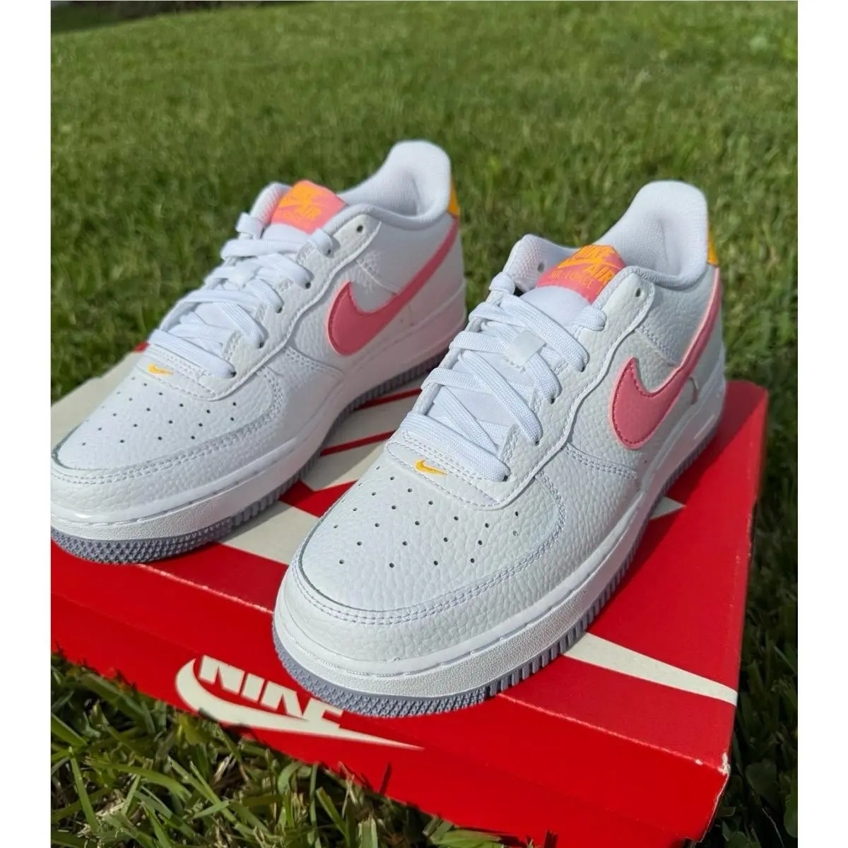 Nike shoes - Nike Air Force 1 - Air Force - dv7762-100 - white / pink 1