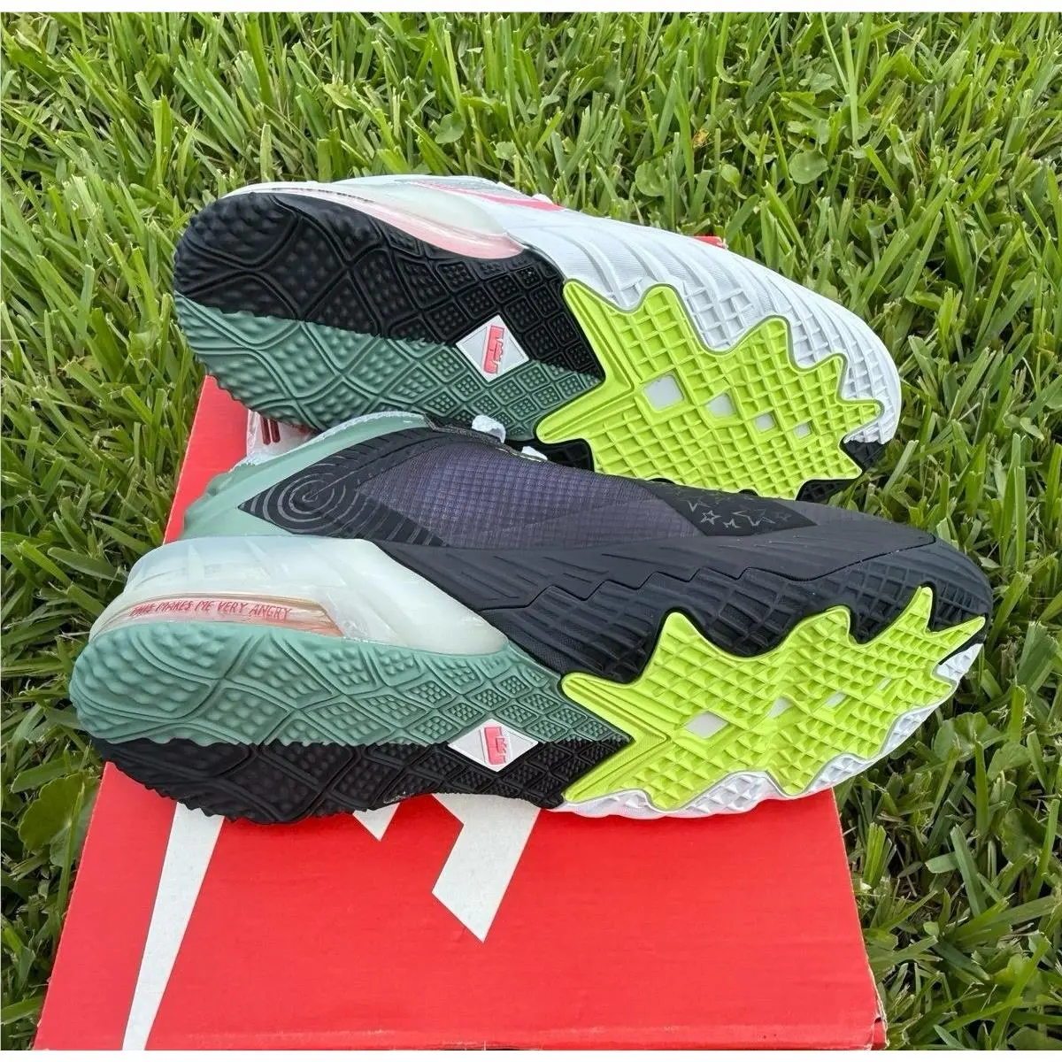 Nike shoes - Nike LeBron 18 - LeBron - GRAY / MULTICOLOR 3