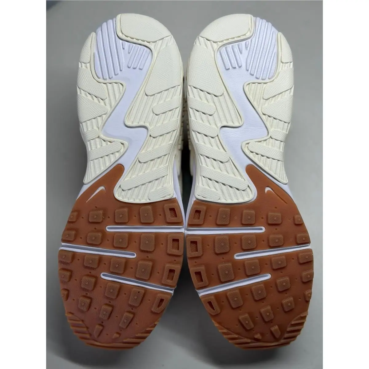 Nike shoes - Orange 4