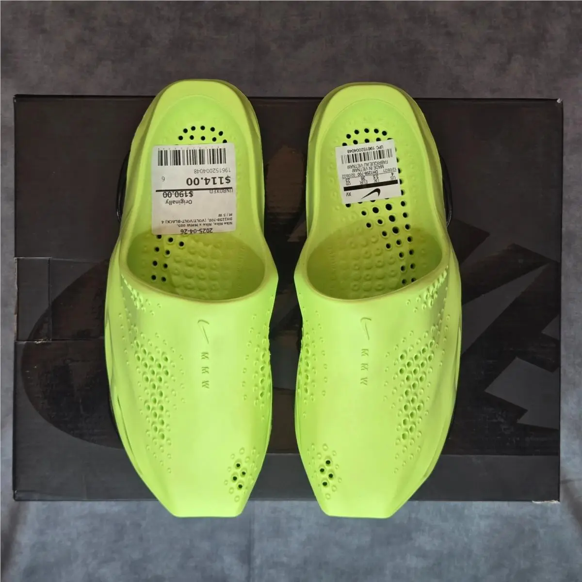 Nike shoes - Nike x MMW 5 Slide - DH1258-700 - Volt 5