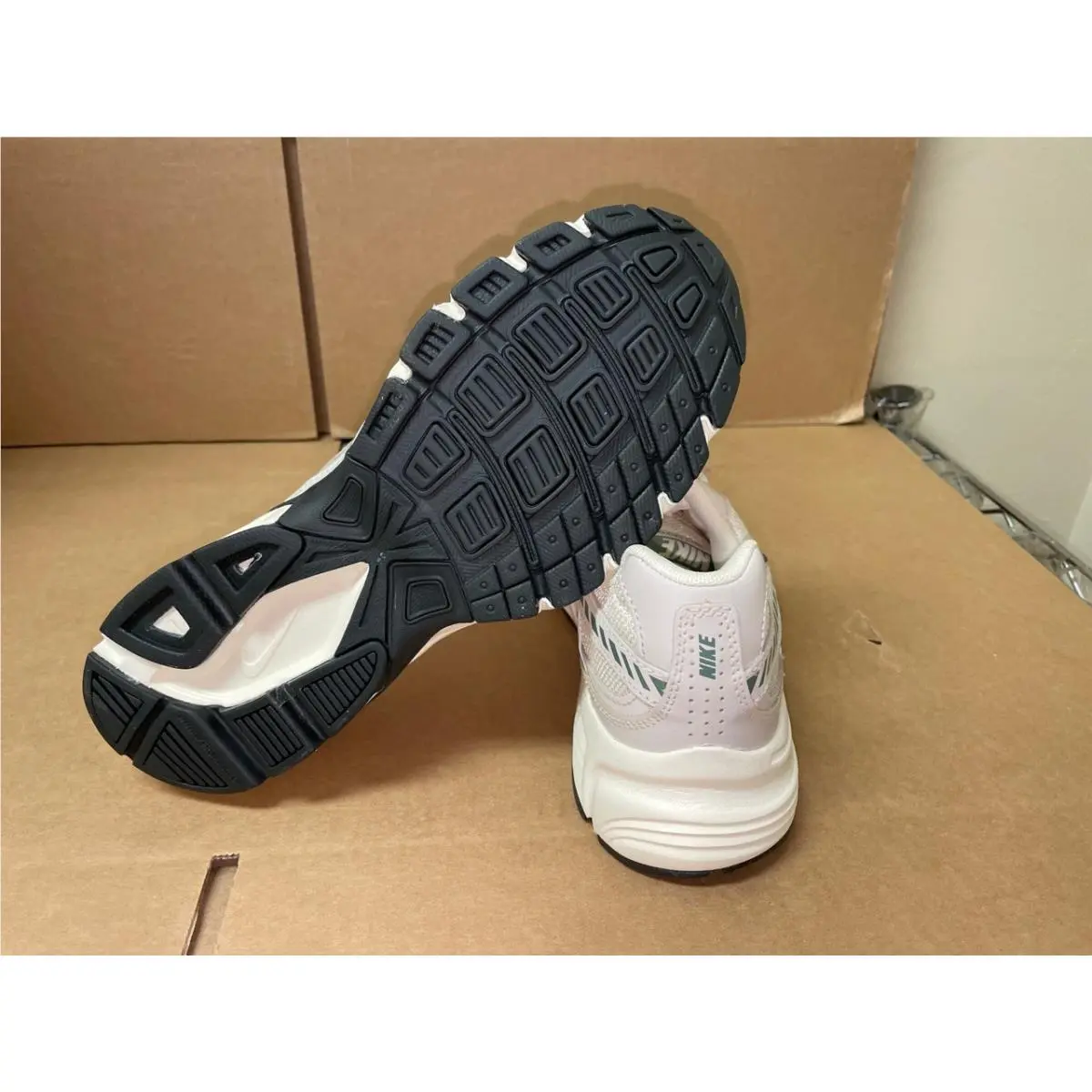 Nike shoes - Nike Initiator - Initiator - IH0579-012 - Silver (UPC: 198480702238) 3