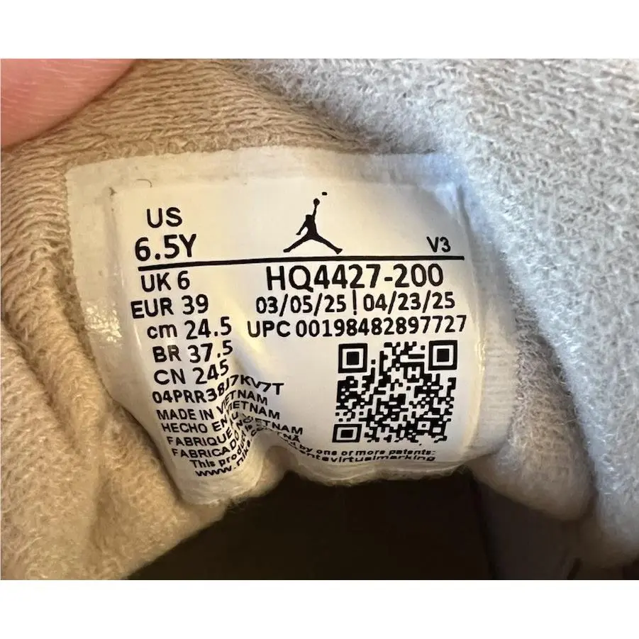Nike shoes - Jordan MVP 92 (GS) - MVP - HQ4427 200 - Beige, Red 5