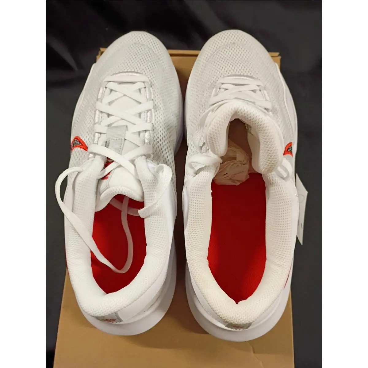 Nike shoes - Nike Legend Essential 3 - Legend Essential - White 2