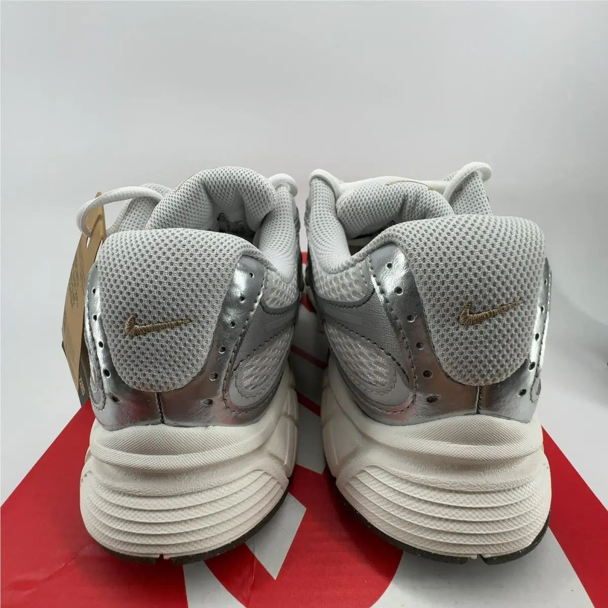 Nike shoes - Initiator - Initiator - White 3