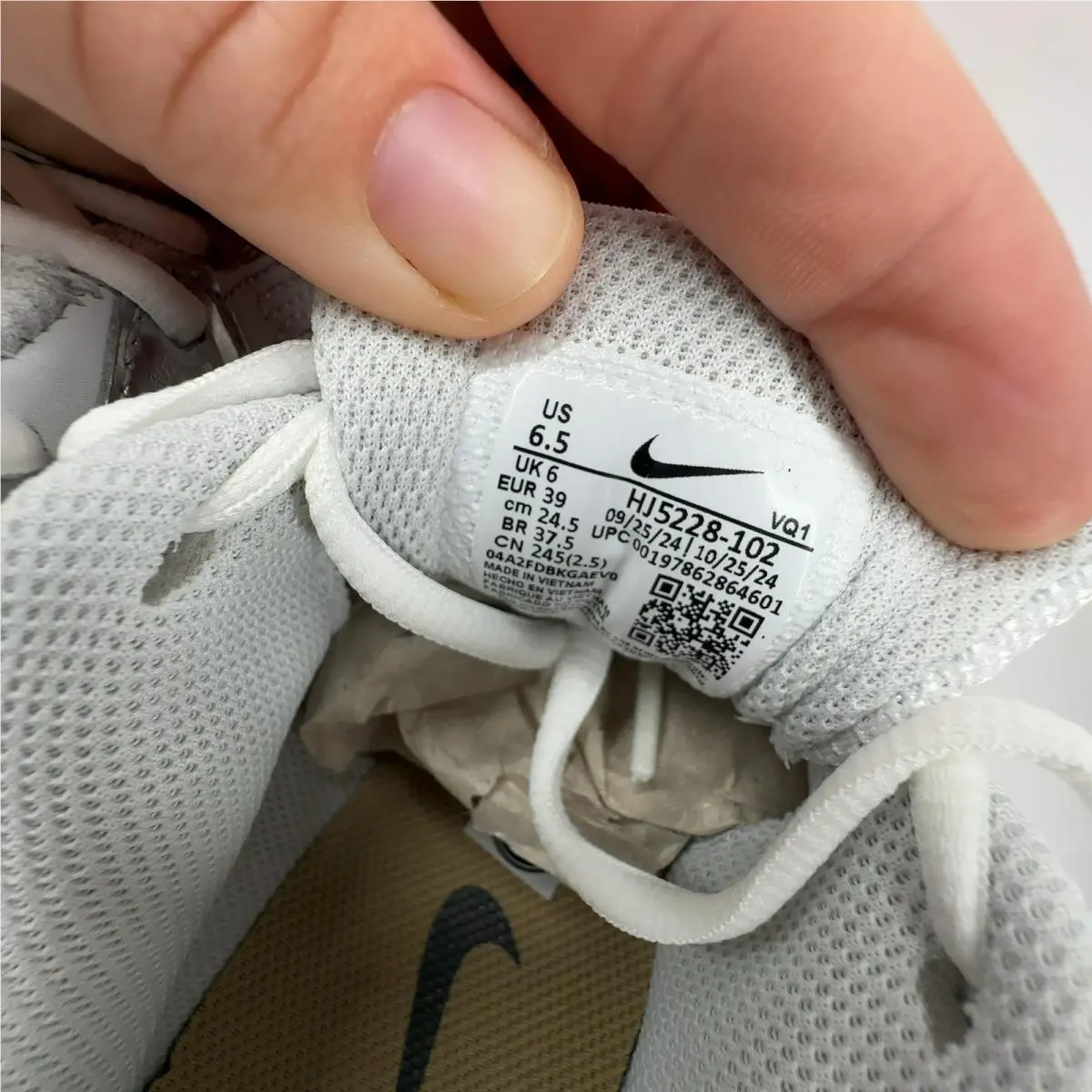 Nike shoes - Initiator - Initiator - White 4