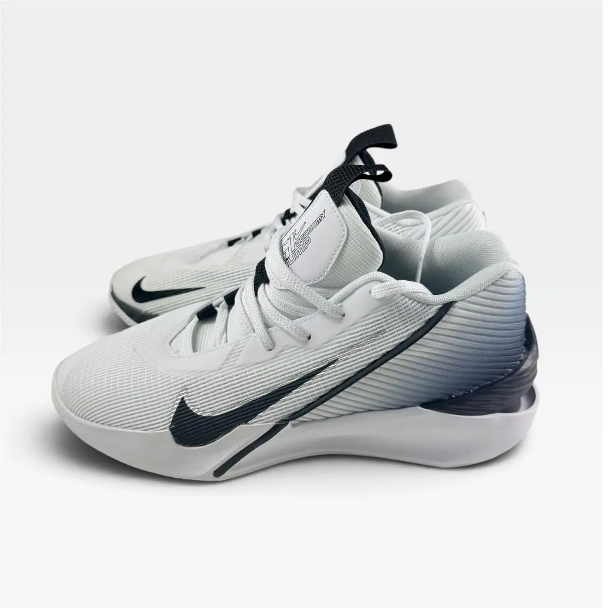 Nike shoes - G.T. Jump Academy - Jump Academy - White 3