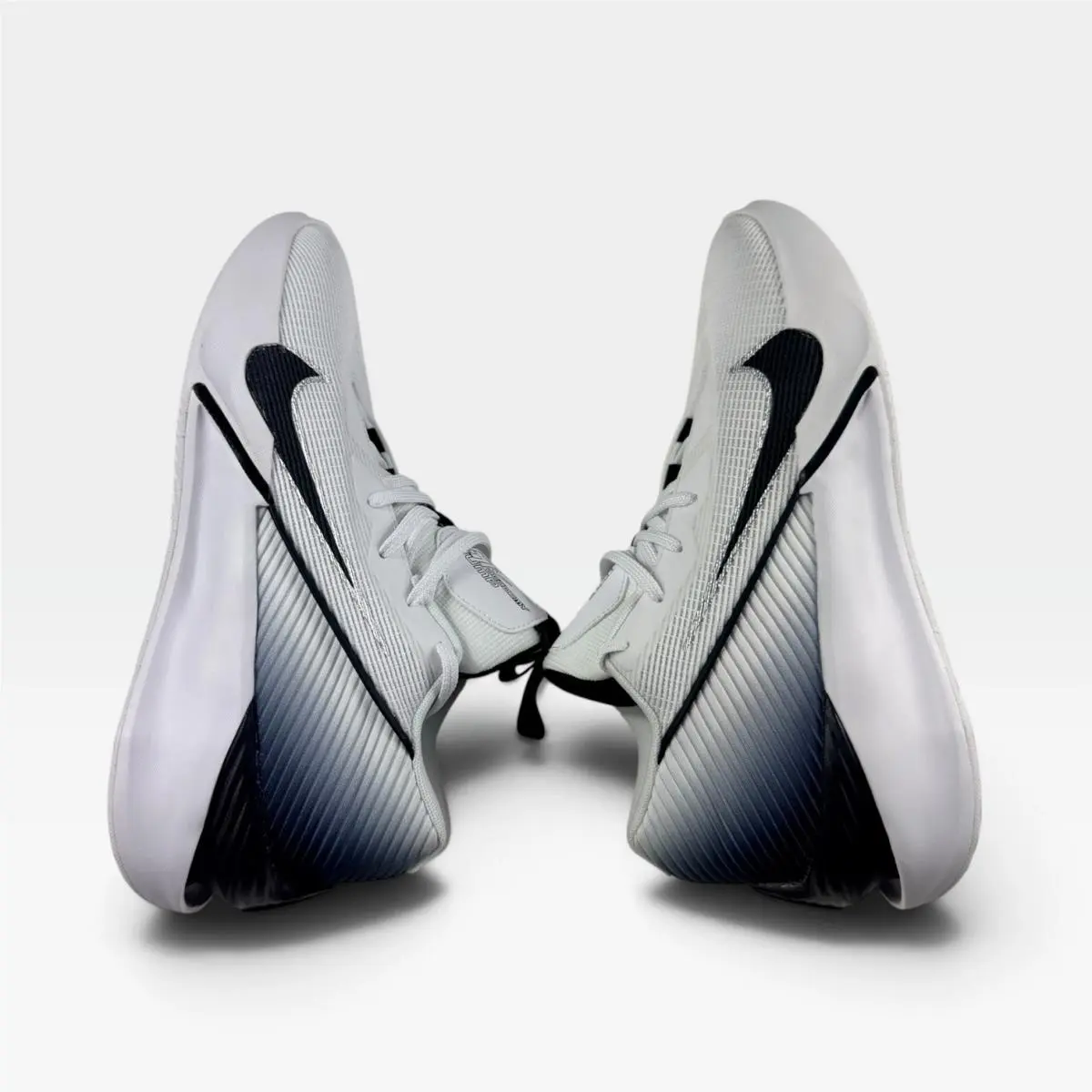 Nike shoes - G.T. Jump Academy - Jump Academy - White 4