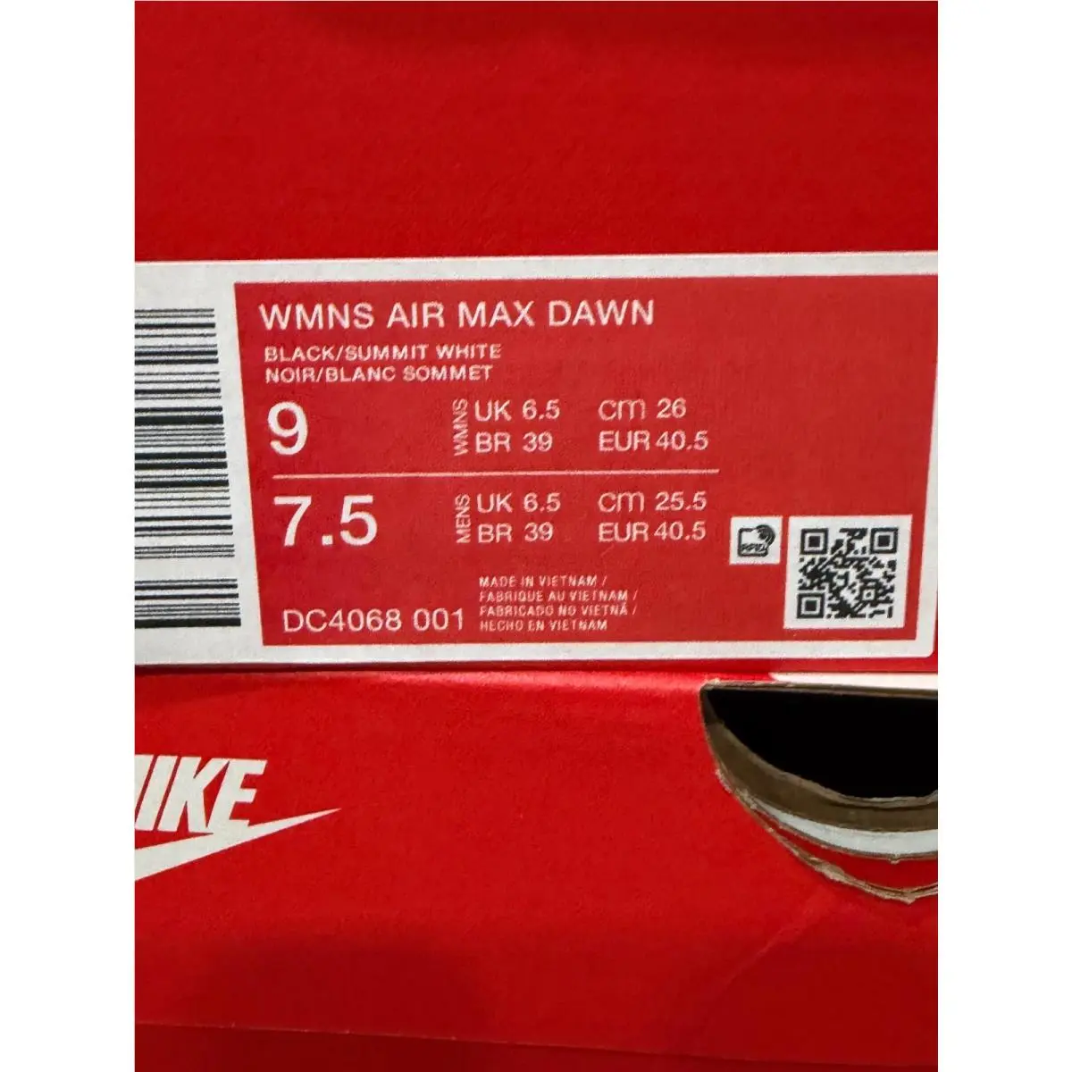 Nike shoes - Black 4