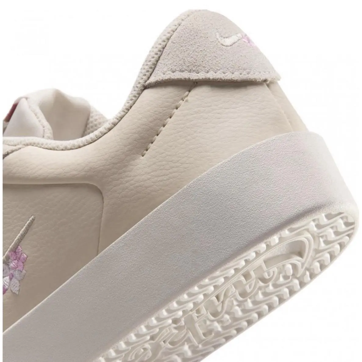 Nike shoes - Nike Court Heritage SE - Court Heritage - IV5529-100 - Light Orewood Brown/Cream 17