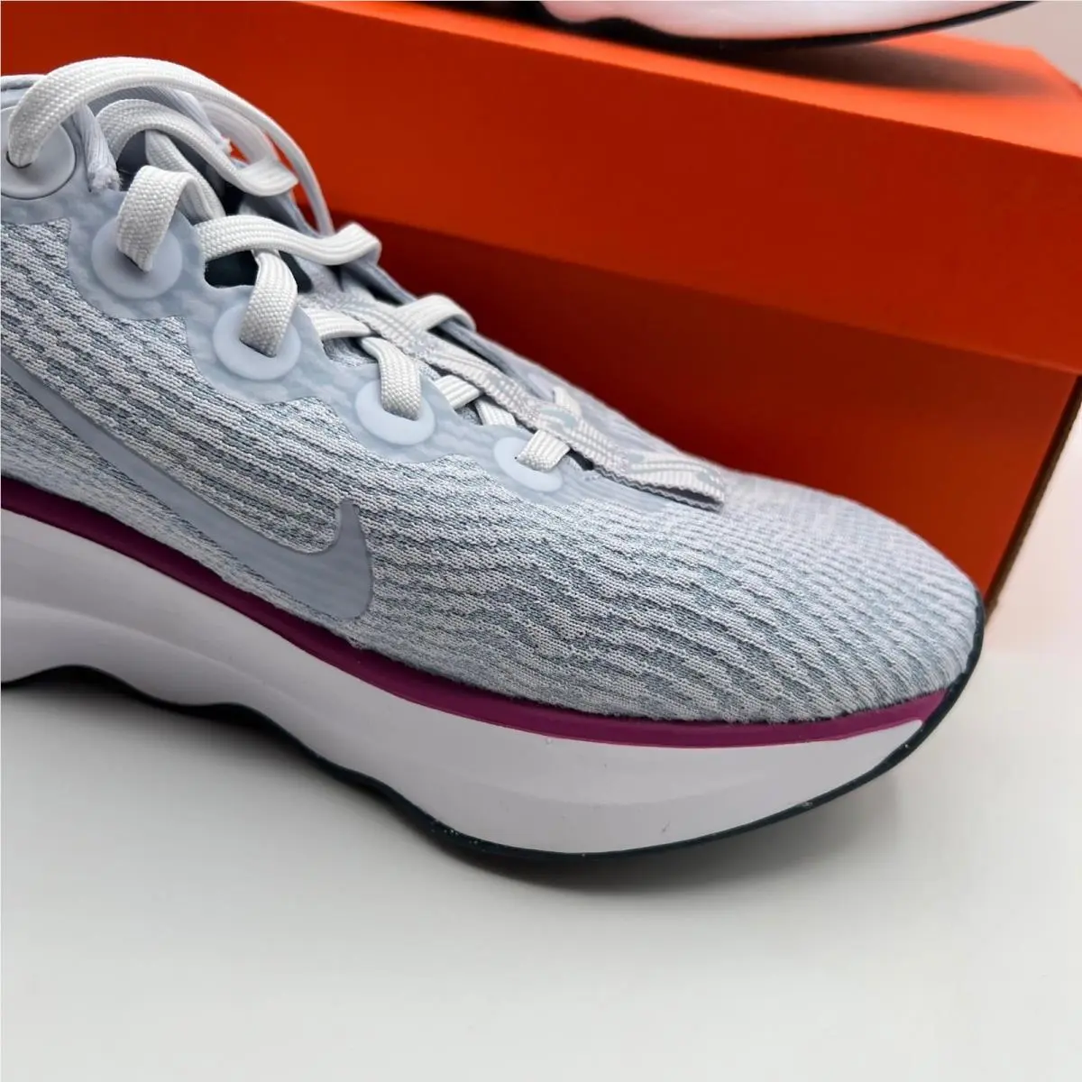 Nike shoes - Nike Motiva - Motiva - Gray 1