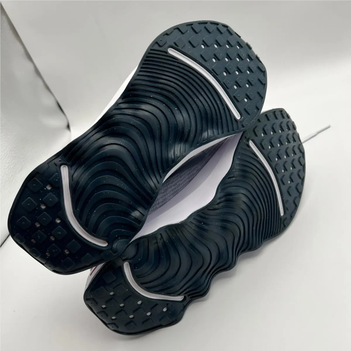 Nike shoes - Nike Motiva - Motiva - Gray 7