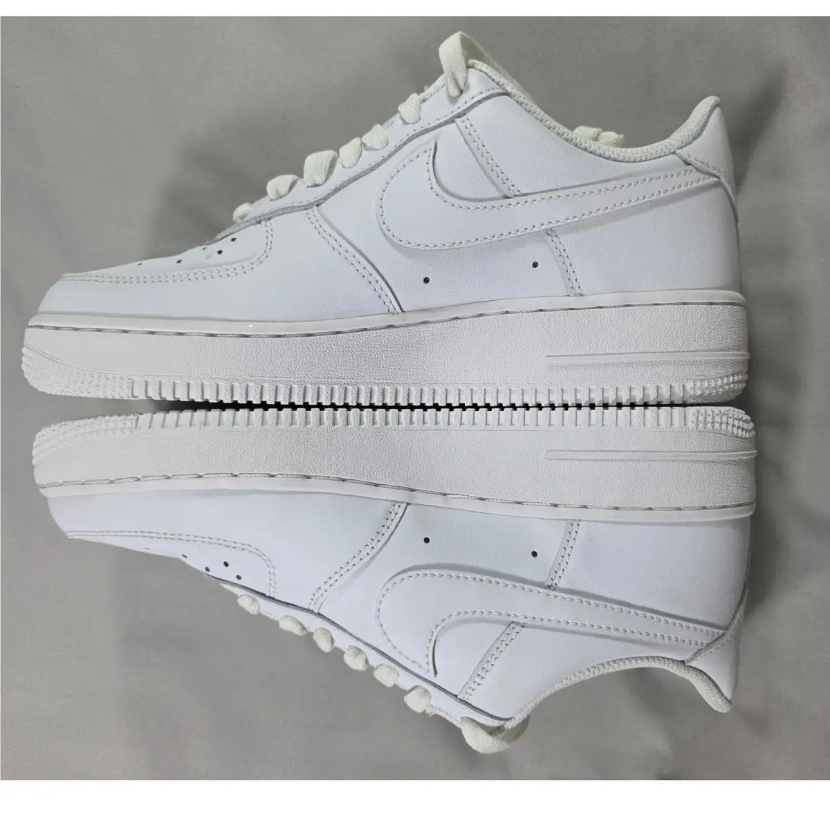 Nike shoes - Nike Air Force 1 `07 - White 4