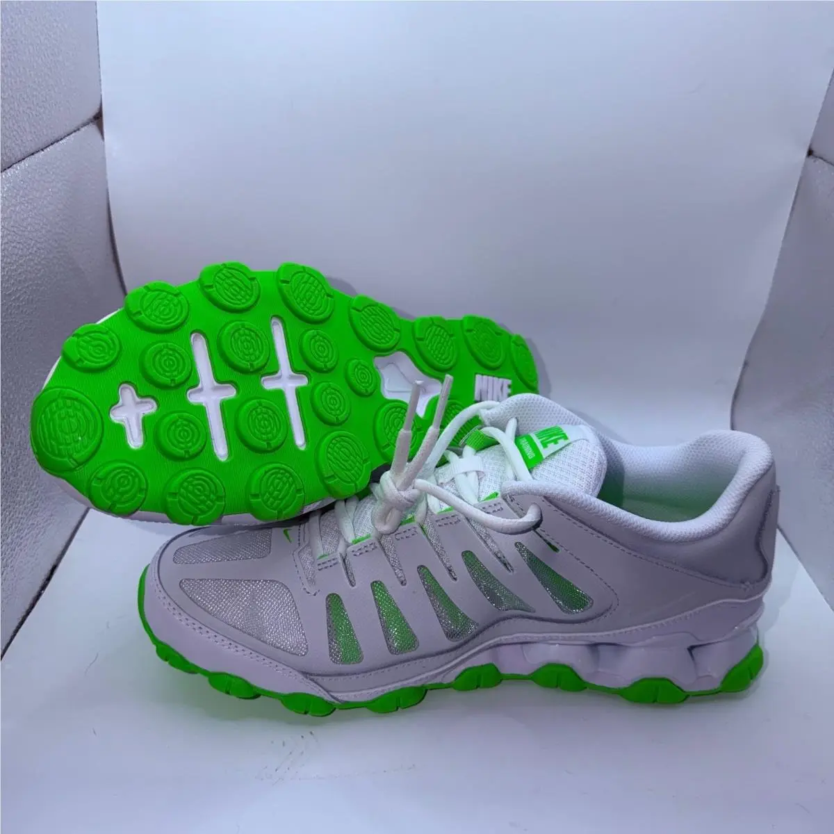 Nike shoes - White 5