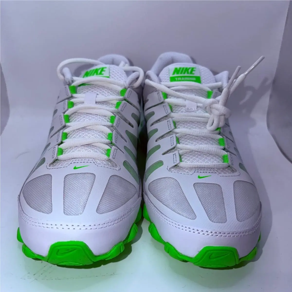 Nike shoes - White 3