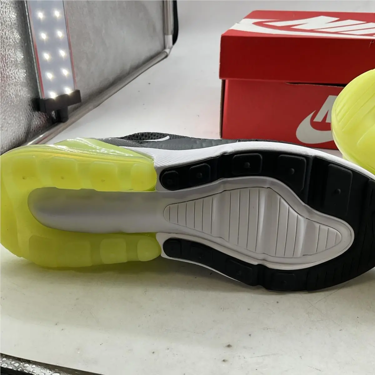 Nike shoes - Nike Air Max 270 GS - Yellow 10