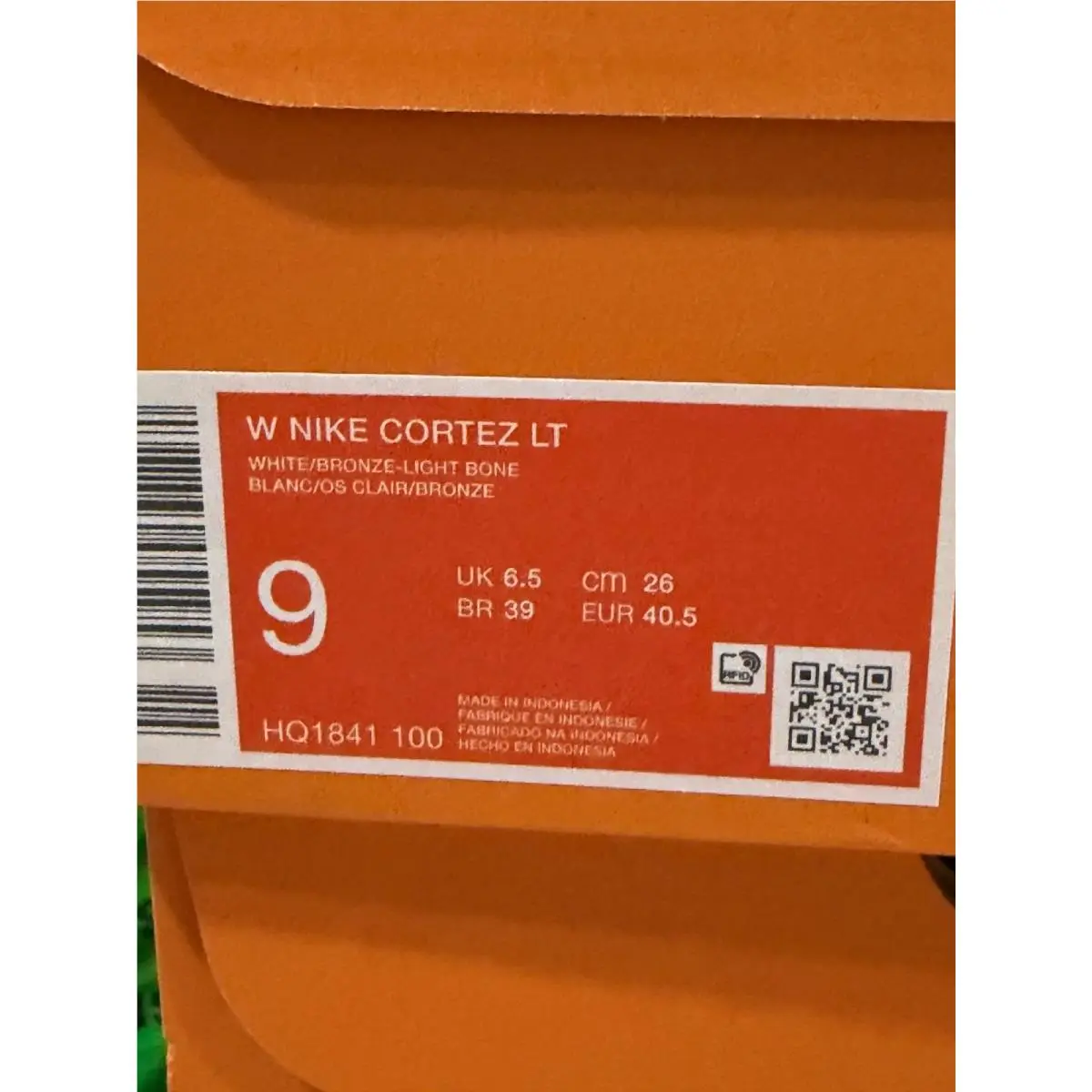Nike shoes - White 4