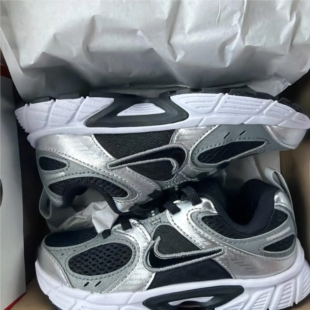Nike shoes - Nike V5 RNR (PS) - RNR - HQ6412-001 - Silver 0