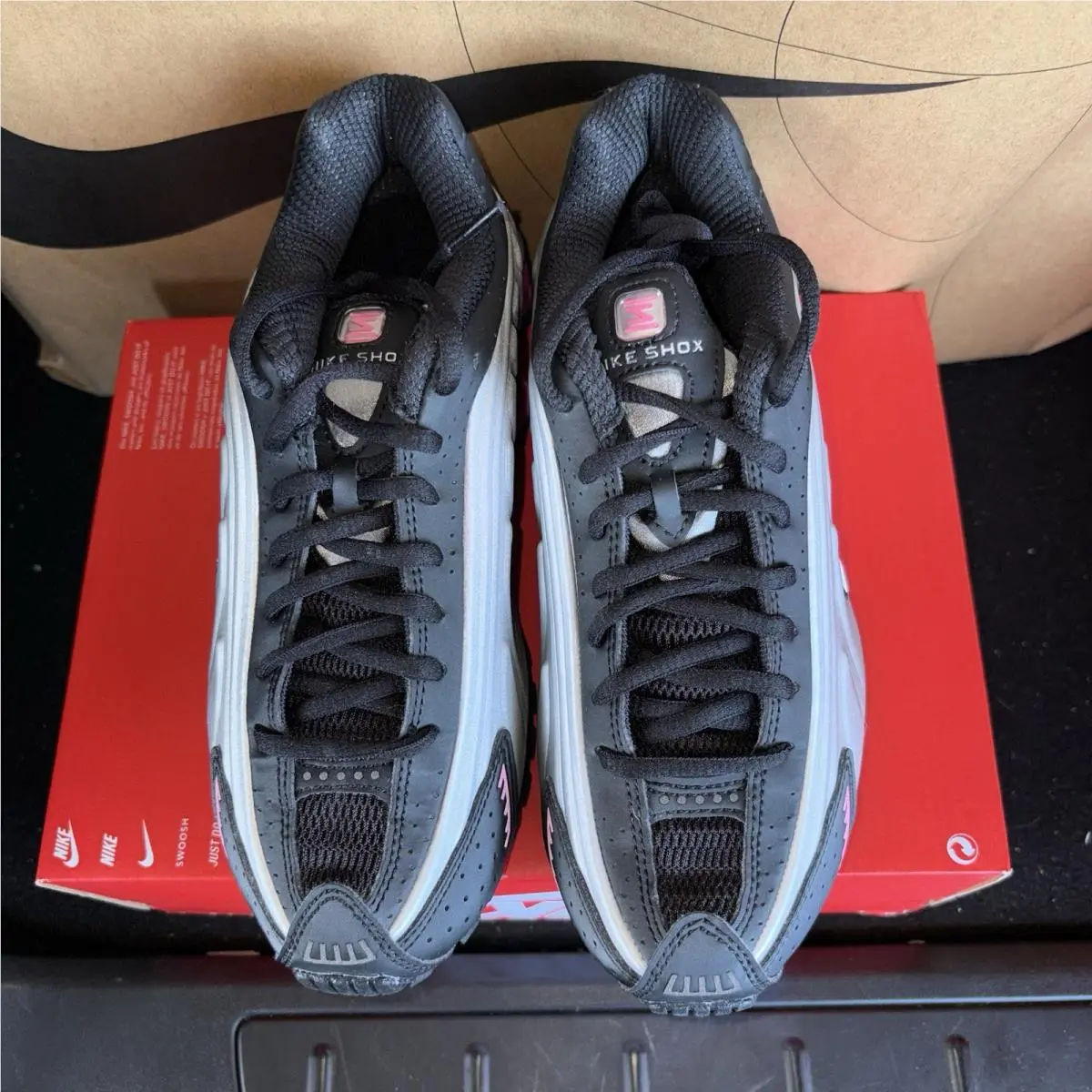 Nike shoes - Shox - Shox - AR3565-012 - Black 2