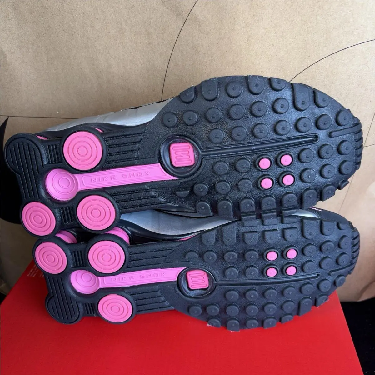 Nike shoes - Shox - Shox - AR3565-012 - Black 4