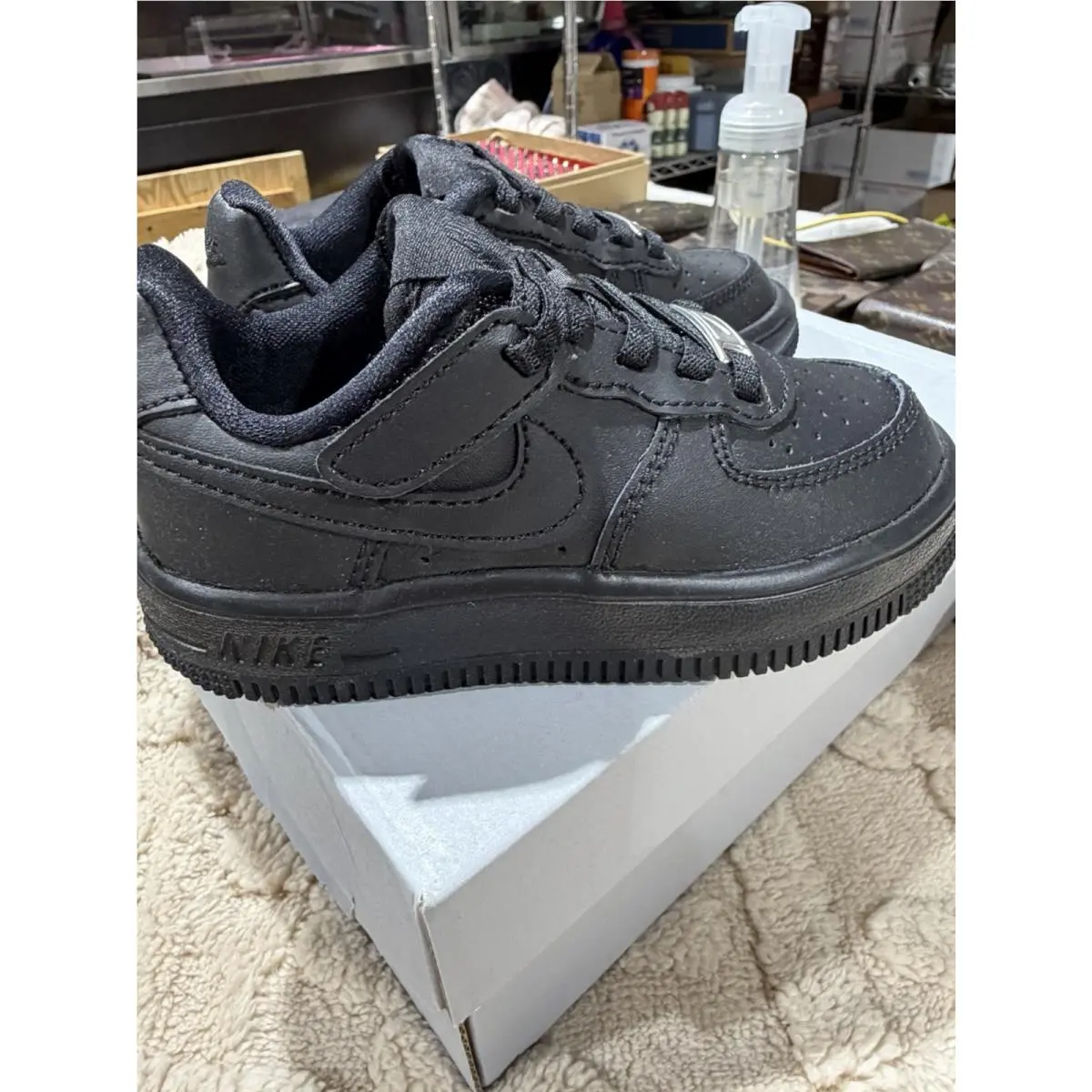 Nike shoes - Nike Force 1 - Force - Black 4