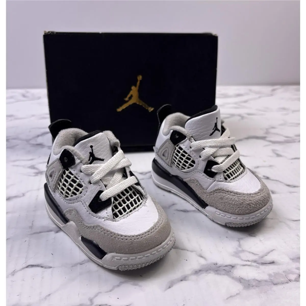 Nike shoes - Air Jordan 4 - Air - Multicolor 1