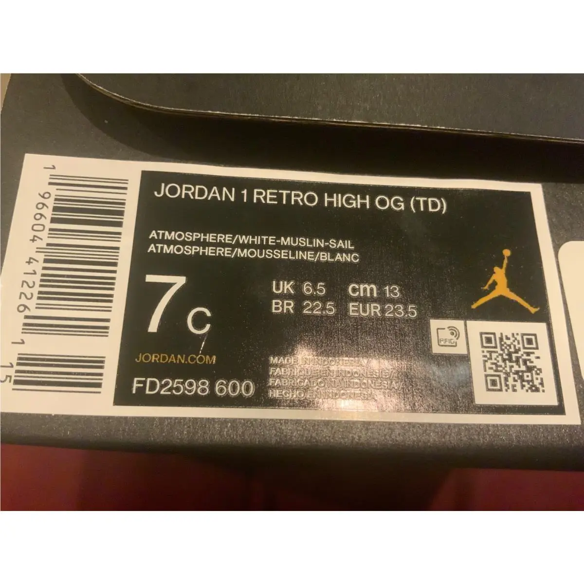 Nike shoes - Air Jordan 1 - Air - Pink 3