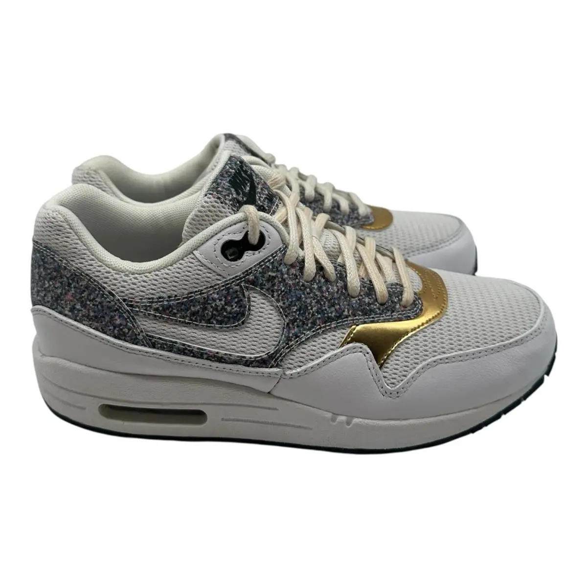 Nike shoes - Nike Air Max 1 - Air Max - 881101-100 - White (UPC: 886737031698) 0