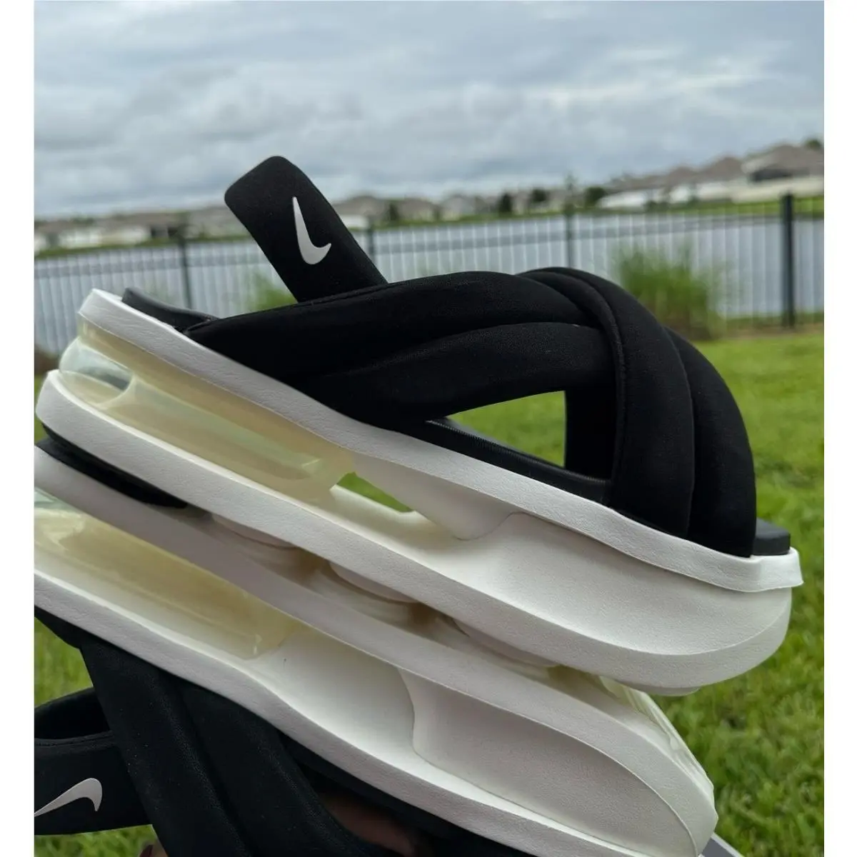Nike shoes - Nike Essentialist - Essentialist - black / white 6