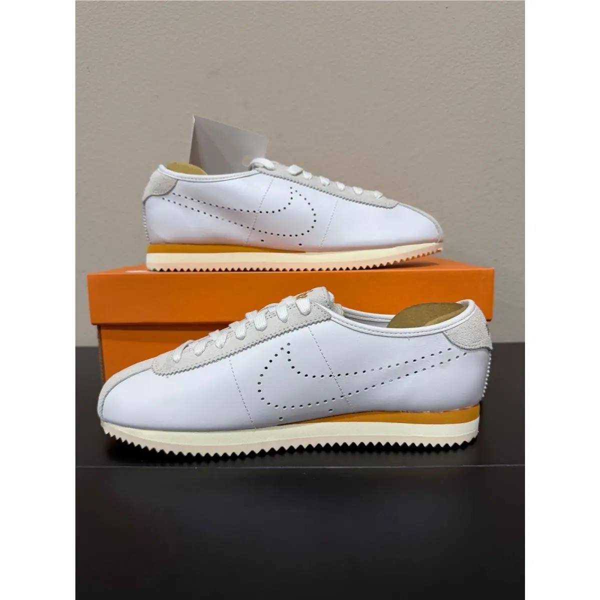 Nike shoes - White 0