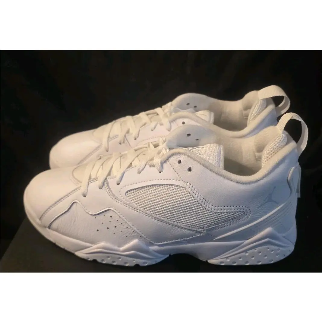 Nike shoes - Air Jordan MVP - Air MVP - HQ3950-104 - White 1