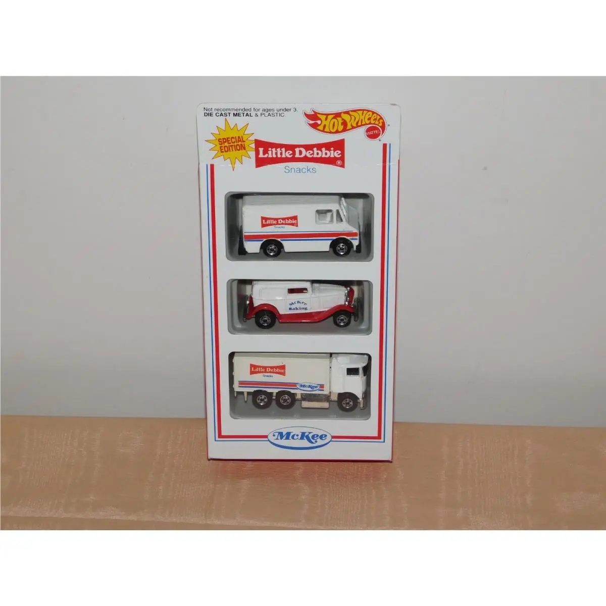Vintage 1994 Mattel Little Debbie Snacks Hot Wheels Car Trucks Old Stock