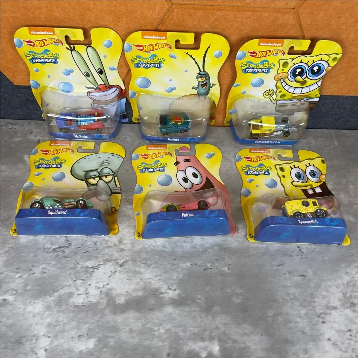 Hot Wheels Spongebob Squarepants 2013 Die-cast Car Set of 6 Patrick Squidward