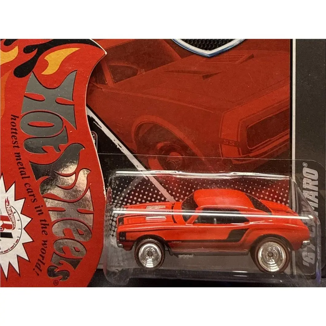 Hot Wheels 2011 Garage GM Box Set 67 Camaro Red Real Riders Combined Shipping