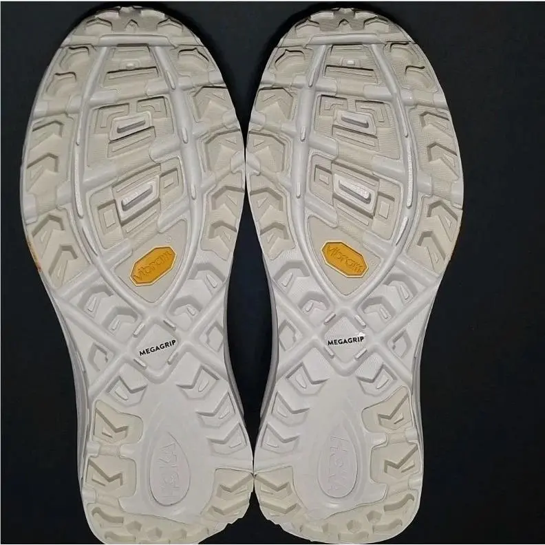 Hoka shoes - Hoka One One Mafate 2 - 1126851-WLRC - White 25