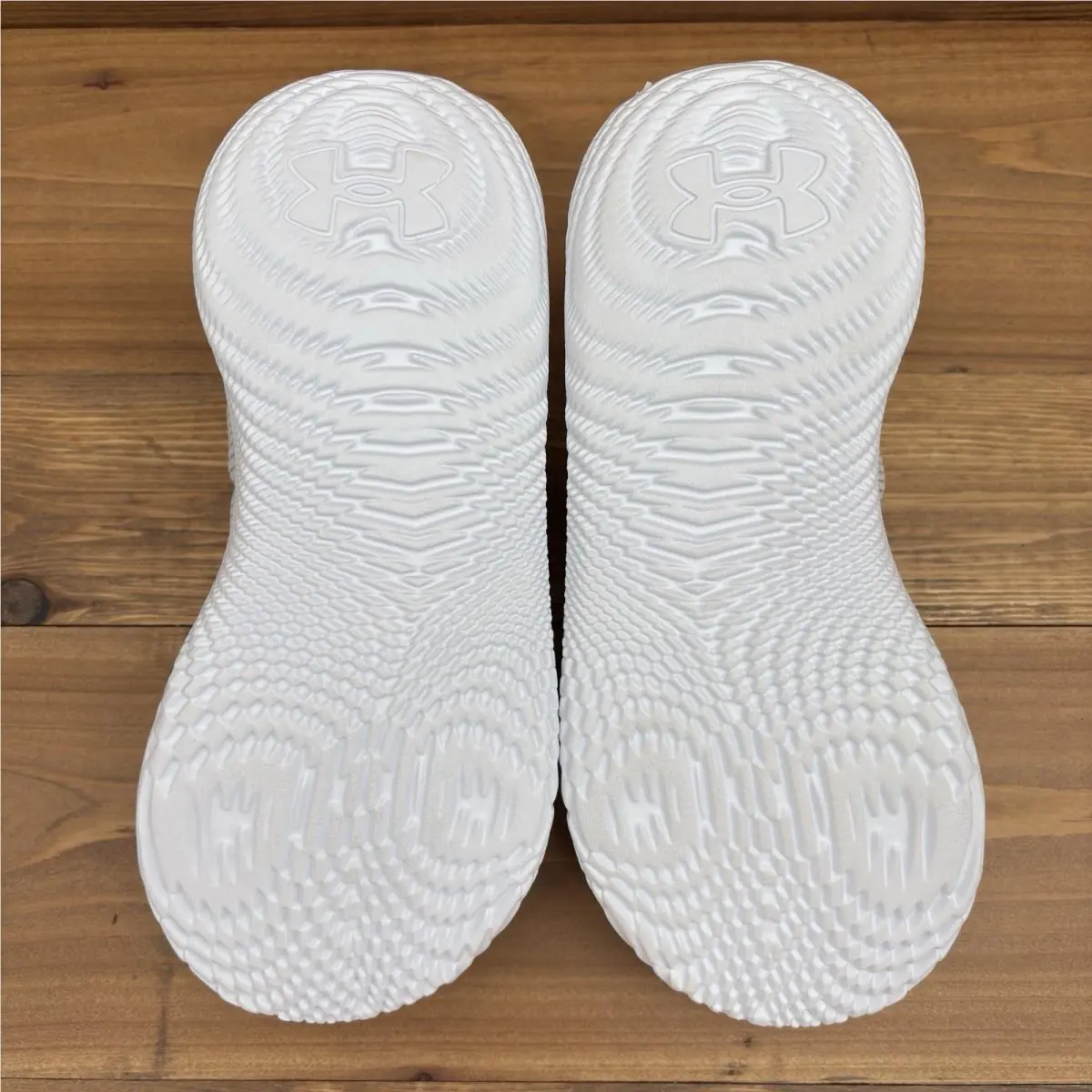 Under Armour shoes - 3027726–100 - 3027726–100 - Ivory (UPC: 0196884962081) 1