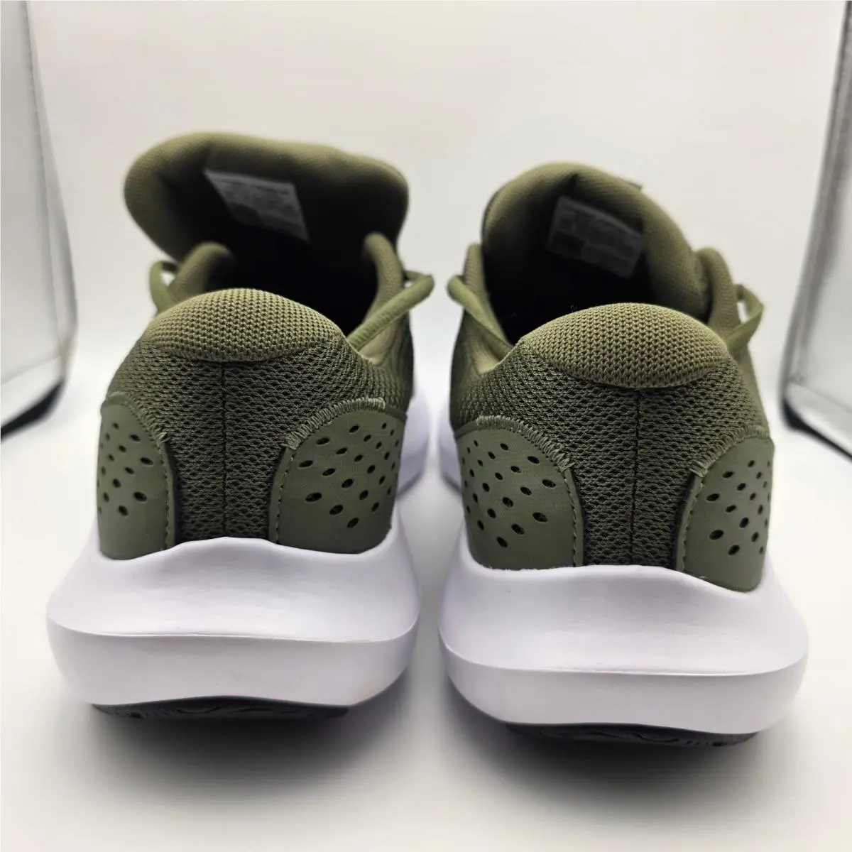 Under Armour shoes - Charged Surge 4 - Charged Surge - Green 5