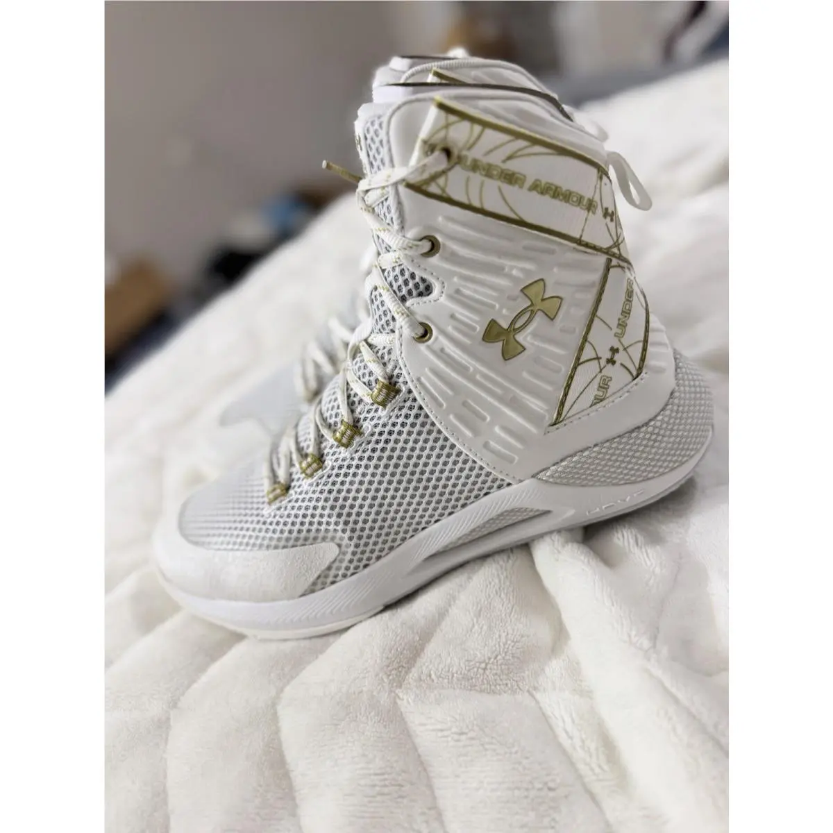 Under Armour shoes - Under Armour Highlight - Highlight - 3023708 - White 3