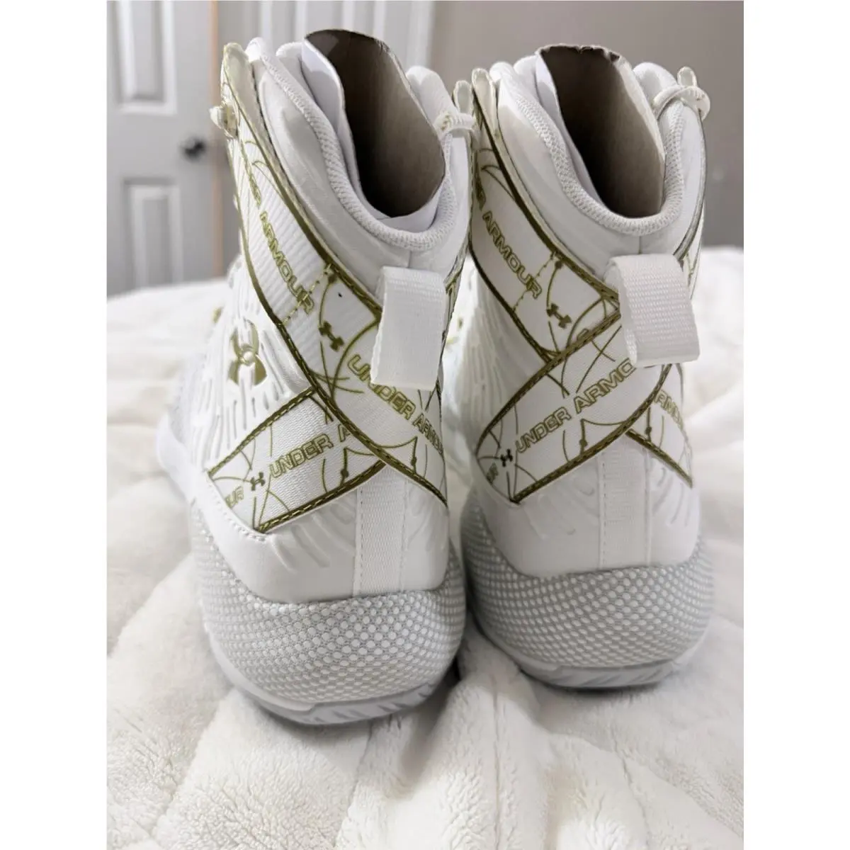Under Armour shoes - Under Armour Highlight - Highlight - 3023708 - White 4