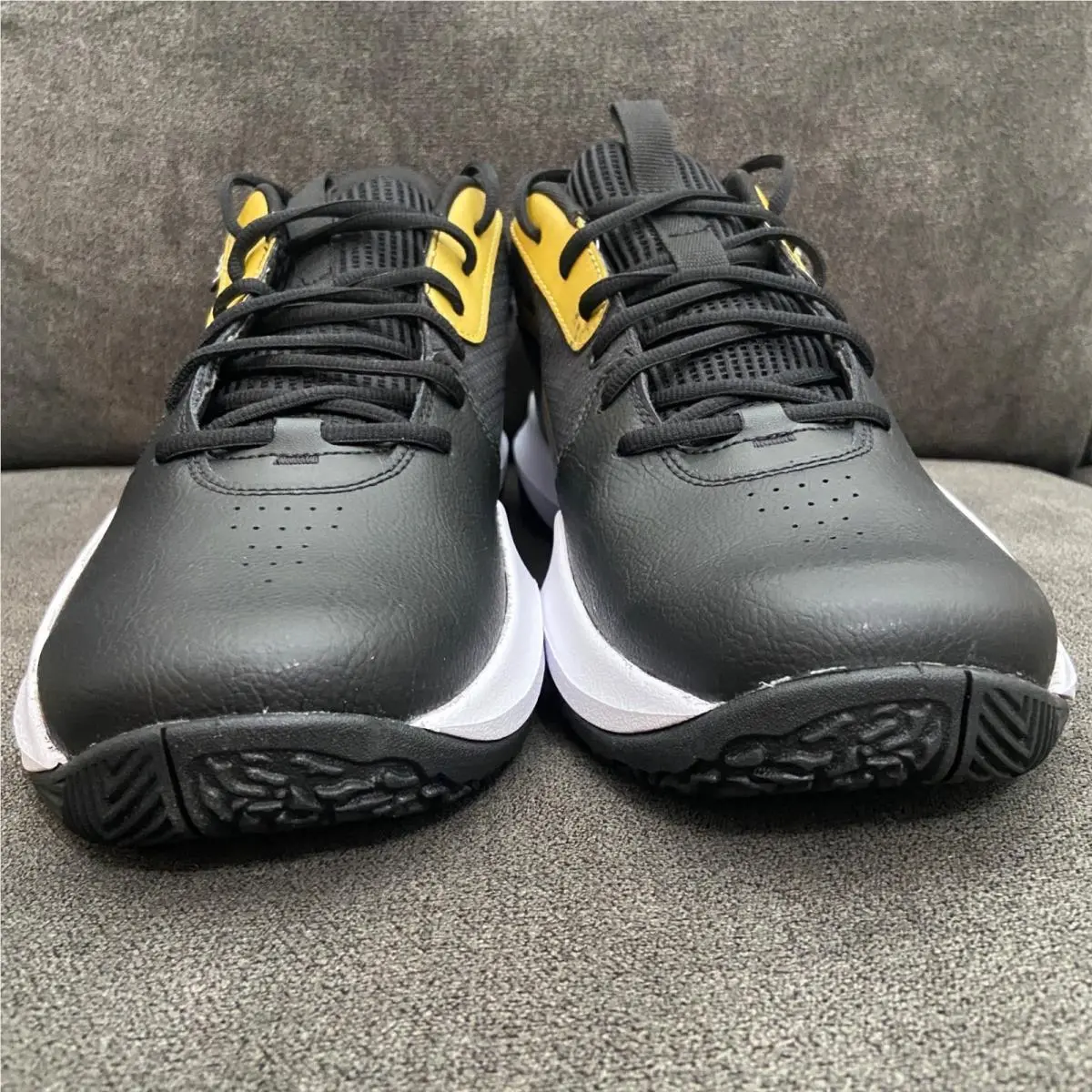 Under Armour shoes - Under Armour Lockdown 7 - Lockdown - Black 1