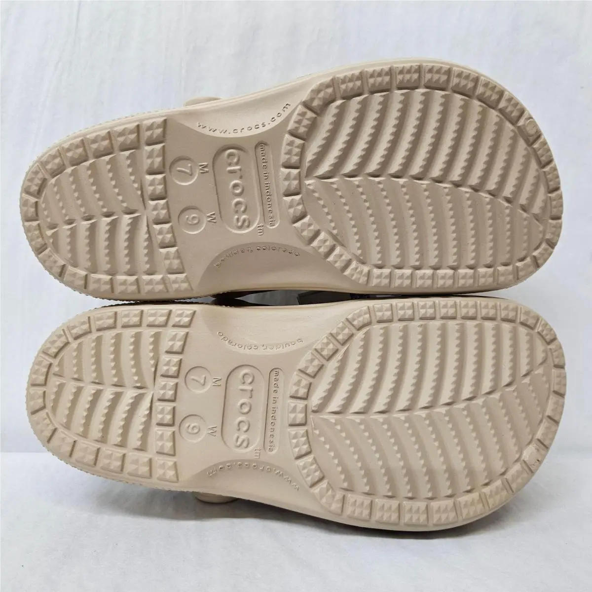 Crocs shoes - Chai Tan 26