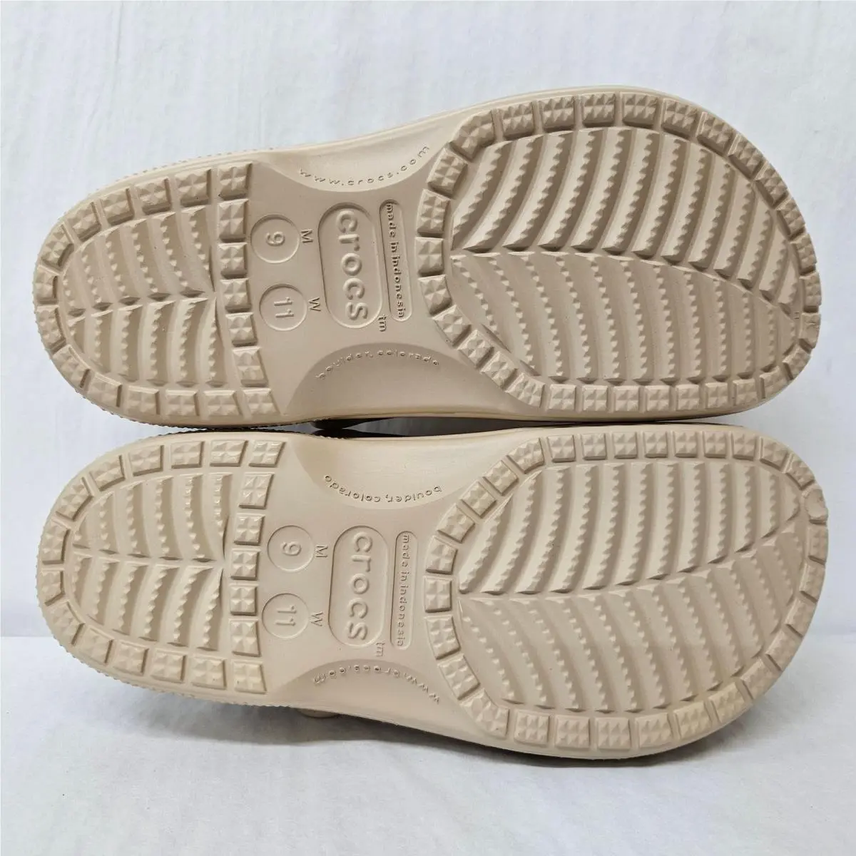 Crocs shoes - Chai Tan 28