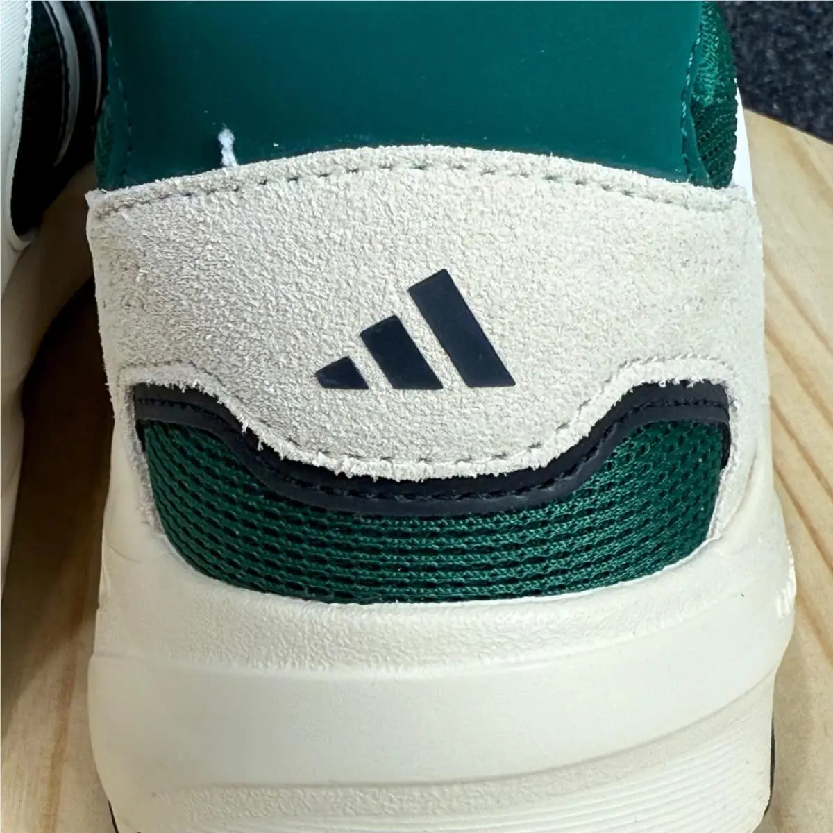 Adidas shoes - adidas Crazychaos - Crazychaos - JQ2261 - Creme/Wht/Blk/Silver 4
