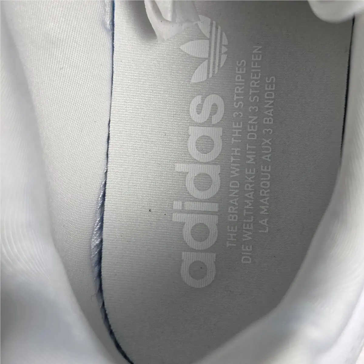 Adidas shoes - Adidas Ozelia - Ozelia - White 4