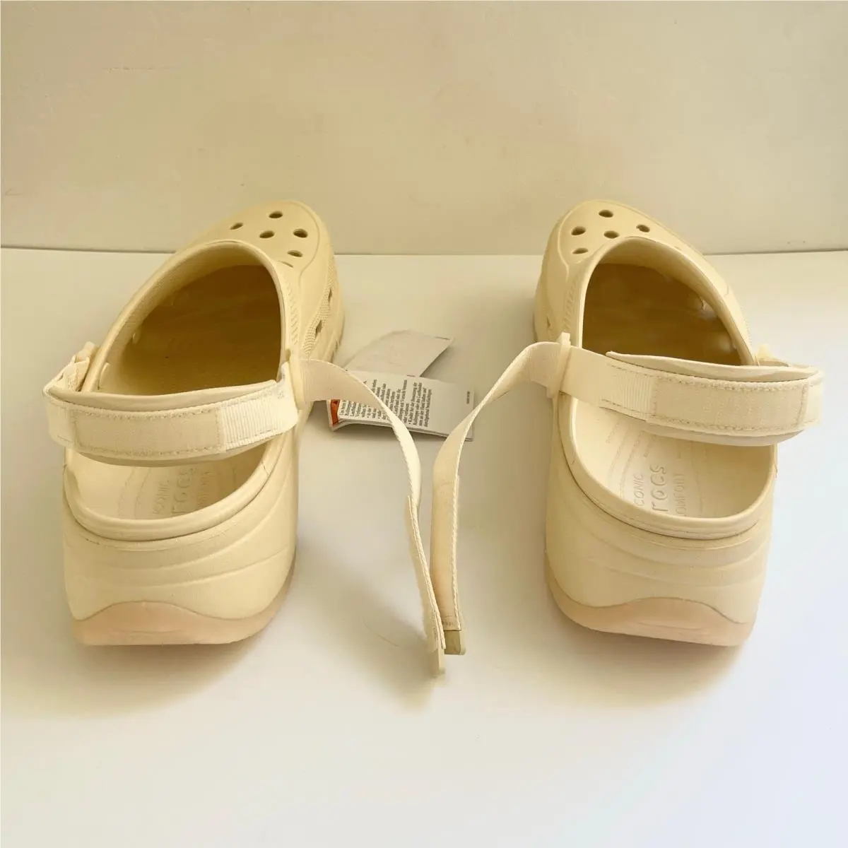 Crocs shoes - Cream 9