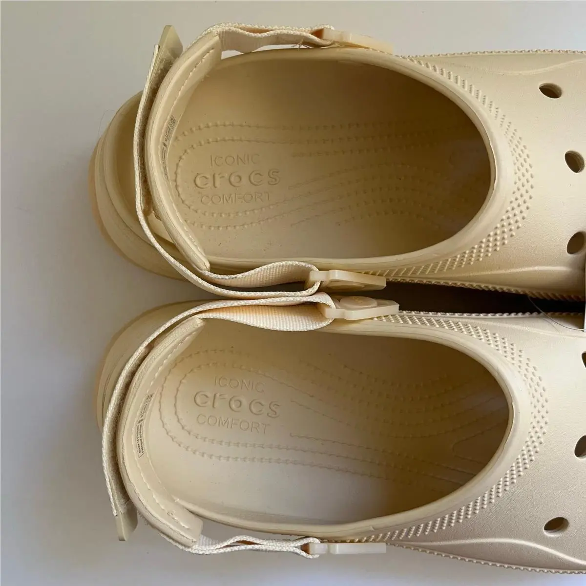 Crocs shoes - Cream 5