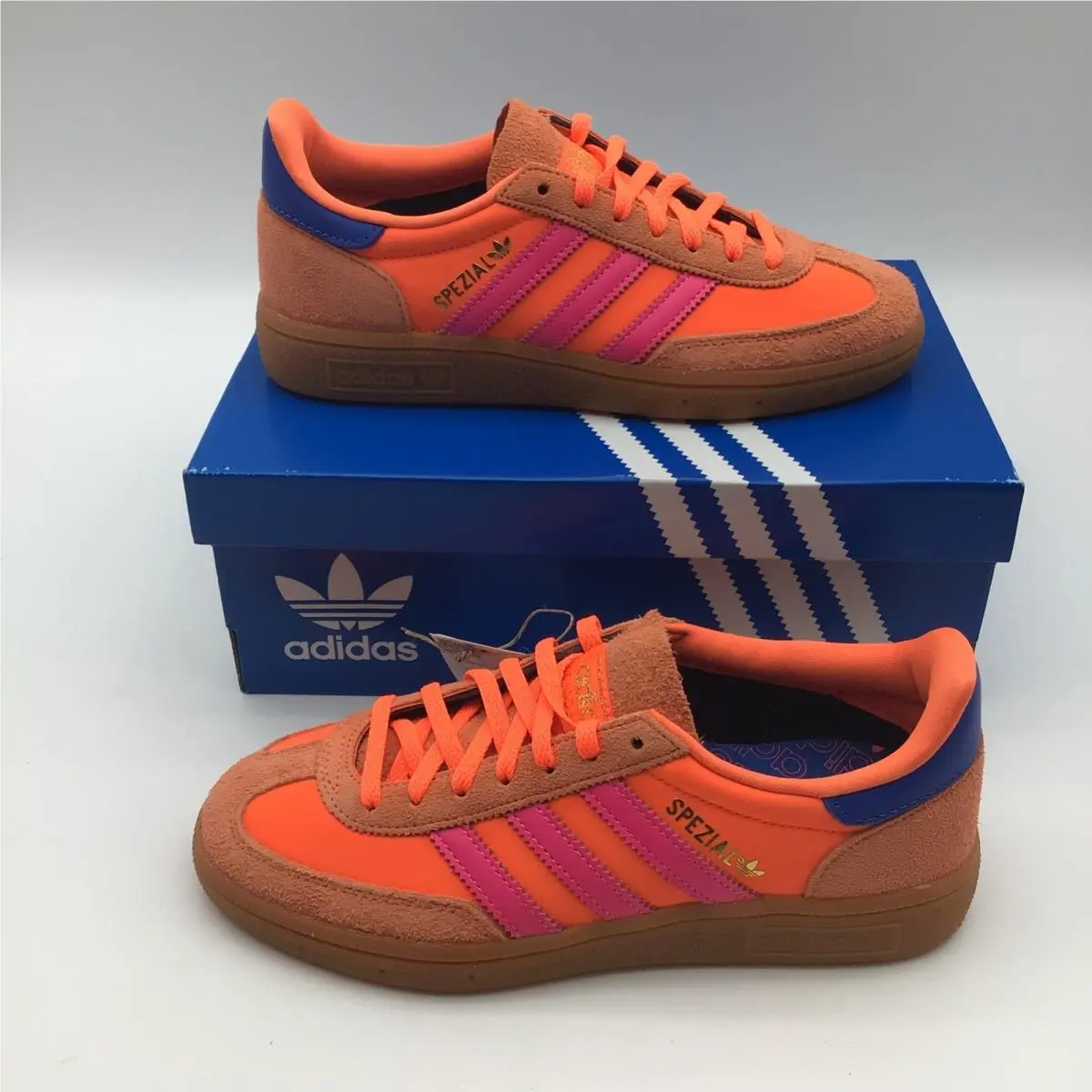 Adidas Handball Spezial Women Orange Pink Gum Sole Sneakers JH5659 Size 6