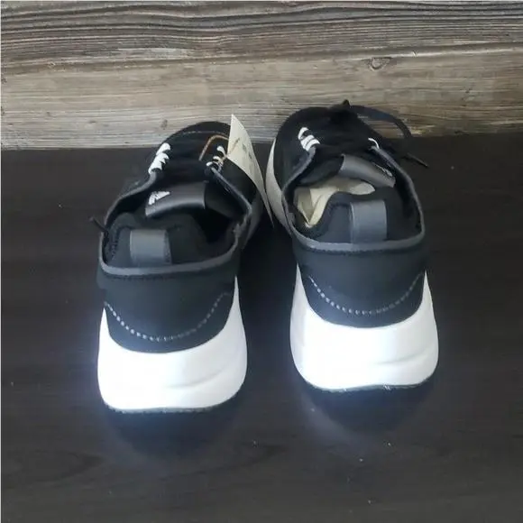 Adidas shoes - Black 4