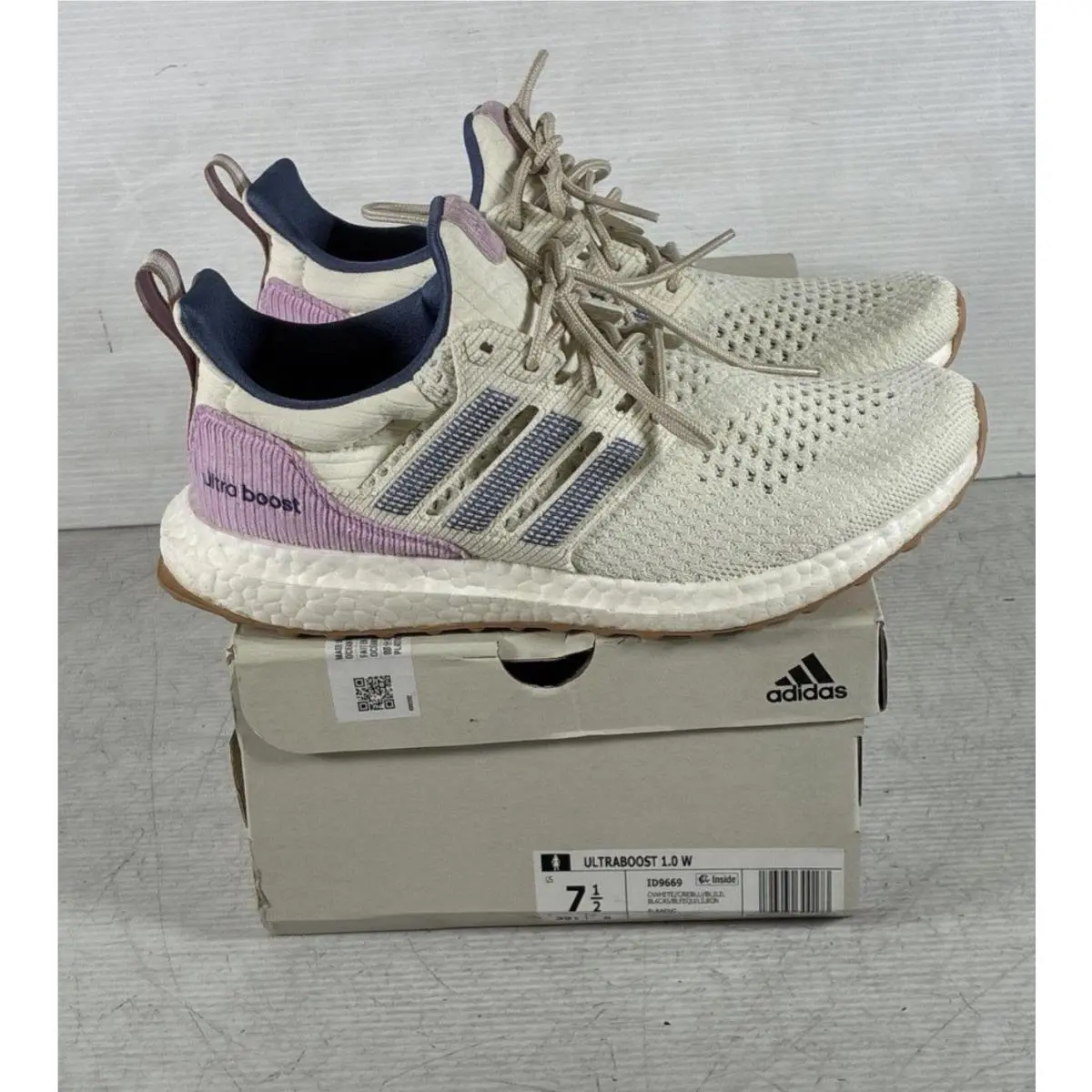 Adidas Ultraboost 1.0 Women`s Size 7.5 Off White Crew Blue Bliss Lilac ID9669
